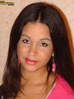 Camila Costa